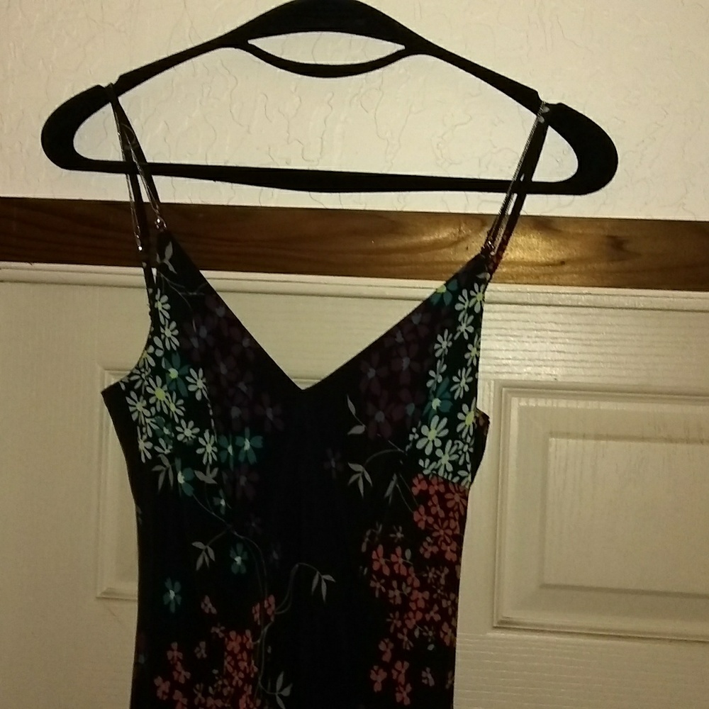Sisley blackfloral maxi dress